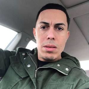 Meet your Posher, Manuel